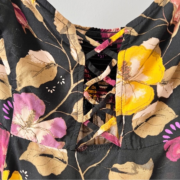 2/$50🍑 INTIMATELY FREE PEOPLE Lattice Lovers Floral Mini Slip Dress - Picture 5 of 8